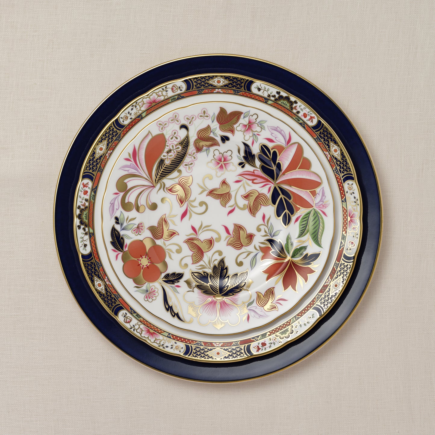 Royal Crown Derby Chelsea Garden Accent Plate (21cm) – alternate official product image