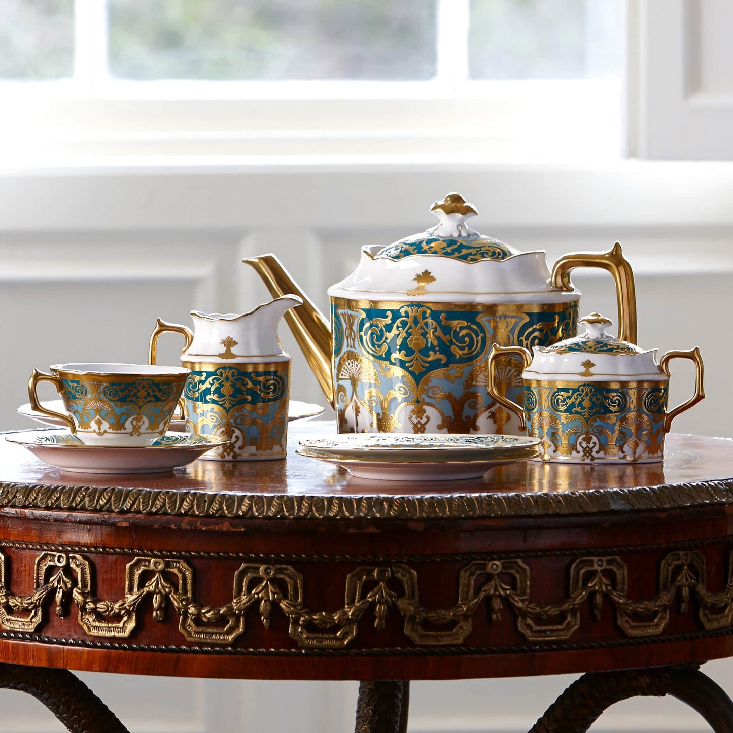 Royal Crown Derby Heritage Forest Green and Turquoise Soup Tureen (3700ml) – alternate official product image