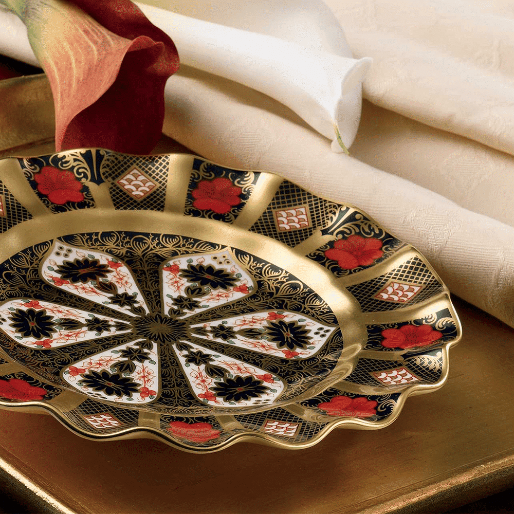 Royal Crown Derby Old Imari Solid Gold Band Fluted Dessert Plate (22cm) – alternate official product image