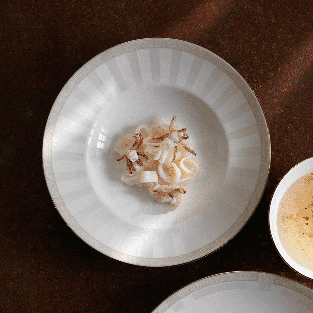 Royal Crown Derby Satori Pearl Rimmed Bowl (27cm) – alternate official product image