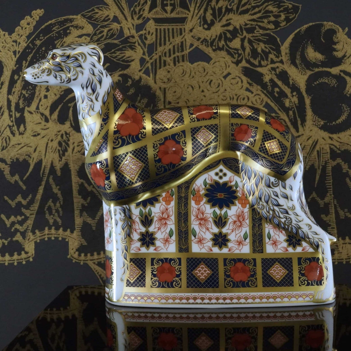 Royal Crown Derby Old Imari Solid Gold Band Lurcher – official product image