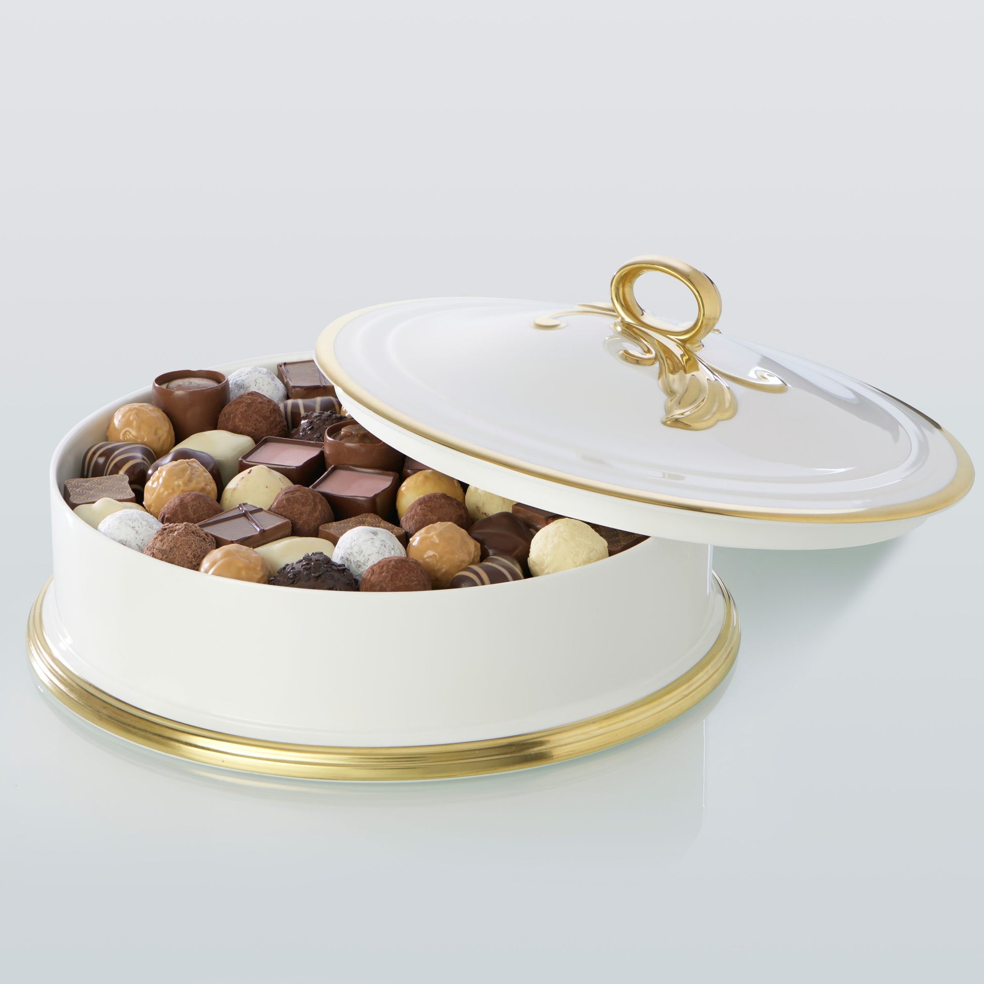 Royal Crown Derby Accentuate Chocolate Box – alternate official product image