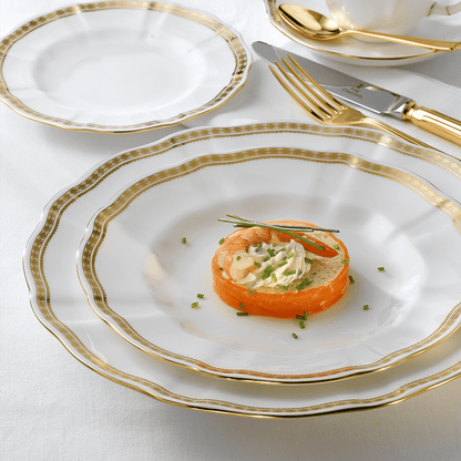 Royal Crown Derby Carlton Gold Salad Plate (21cm) – alternate official product image