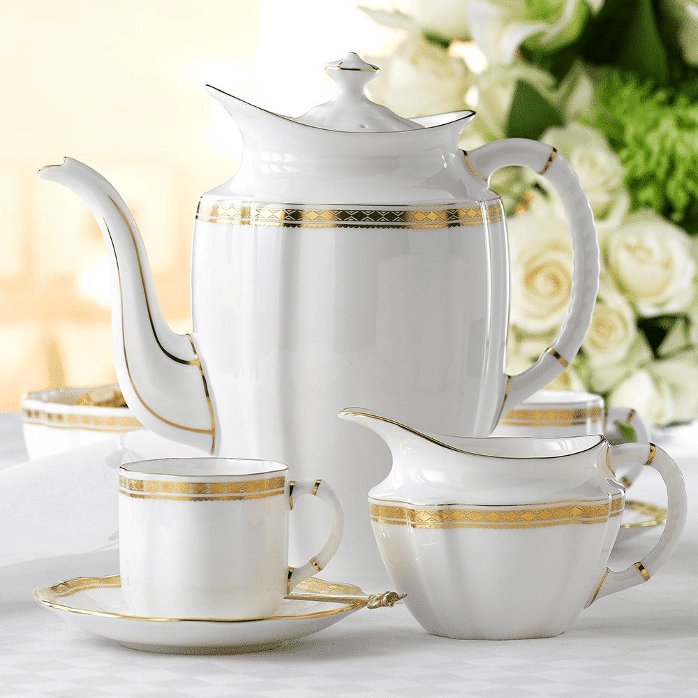 Royal Crown Derby Carlton Gold Coffee Saucer (13cm) – alternate official product image