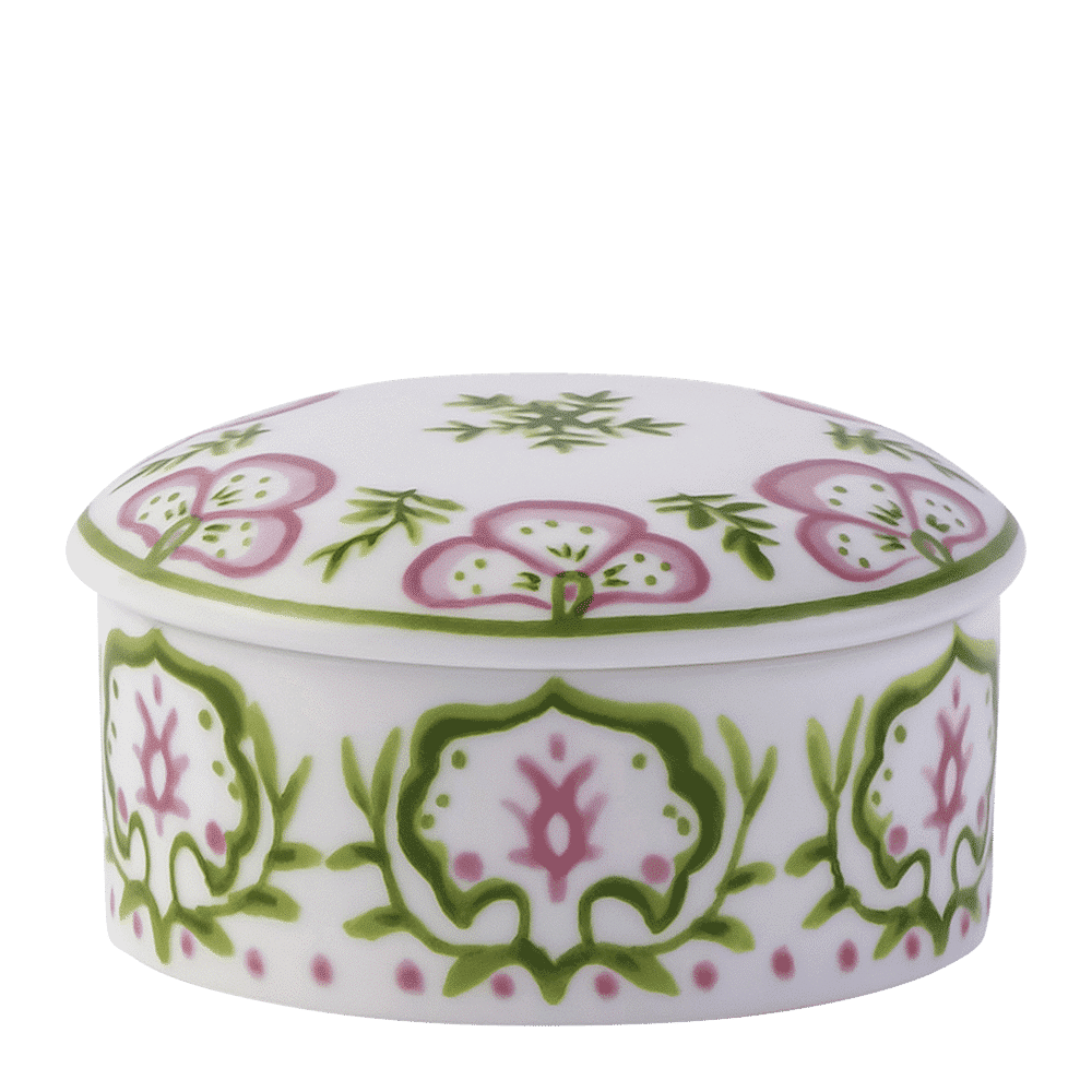 Royal Crown Derby Cobblers Cove Camelot Trinket Box (7cm) – official product image