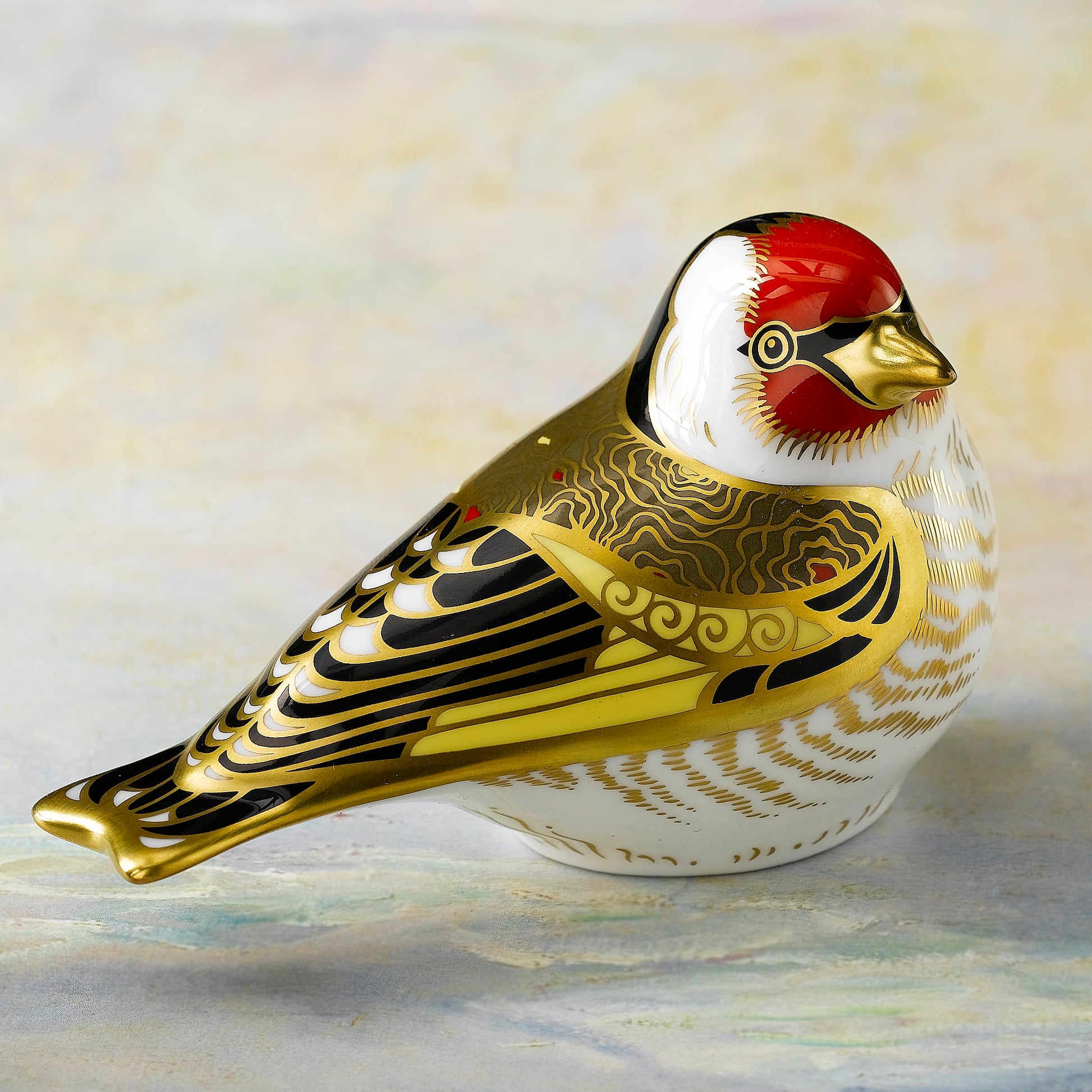 Royal Crown Derby Goldfinch – official product image