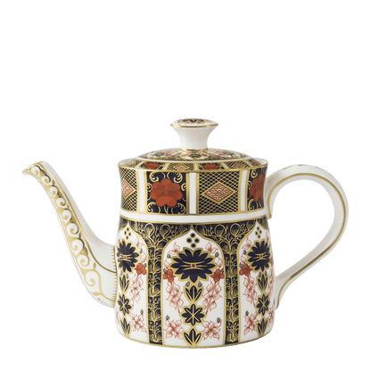 Royal Crown Derby Old Imari Teapot (680ml) – official product image