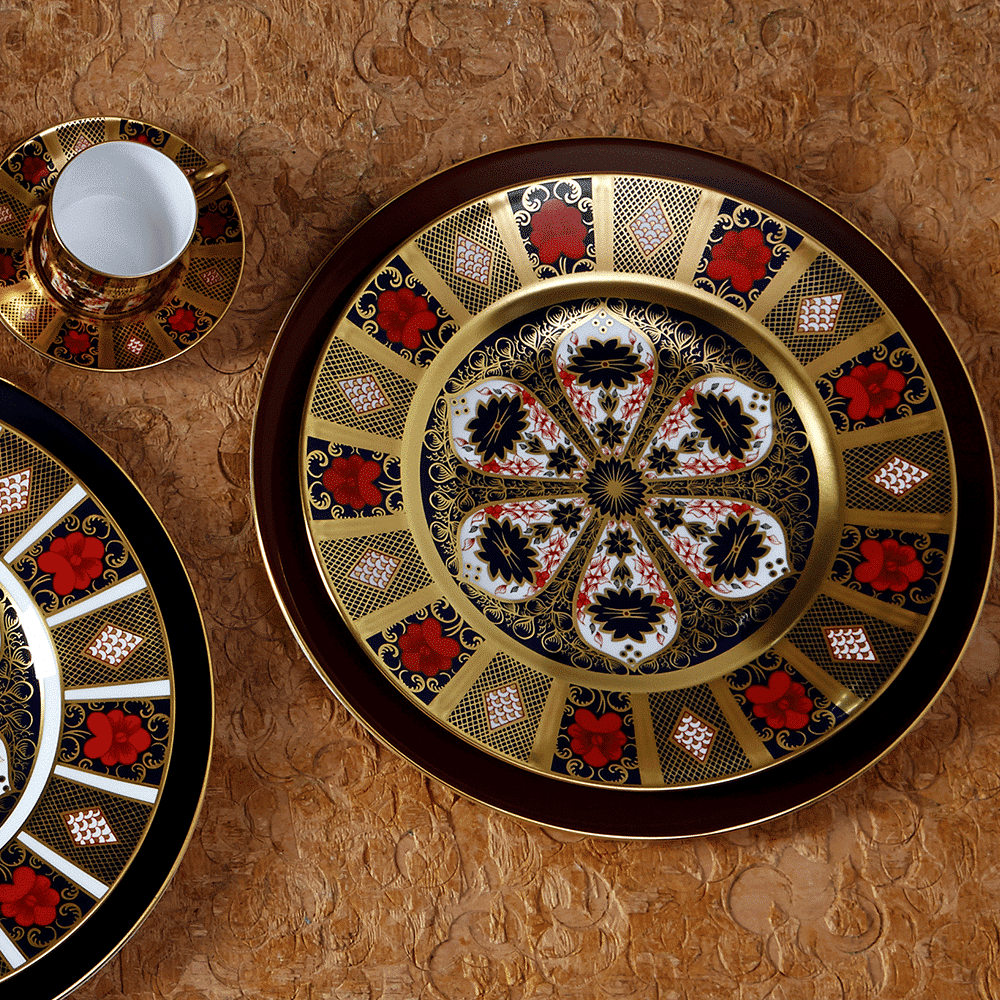 Royal Crown Derby Old Imari Solid Gold Band Salad Plate (21cm) – alternate official product image