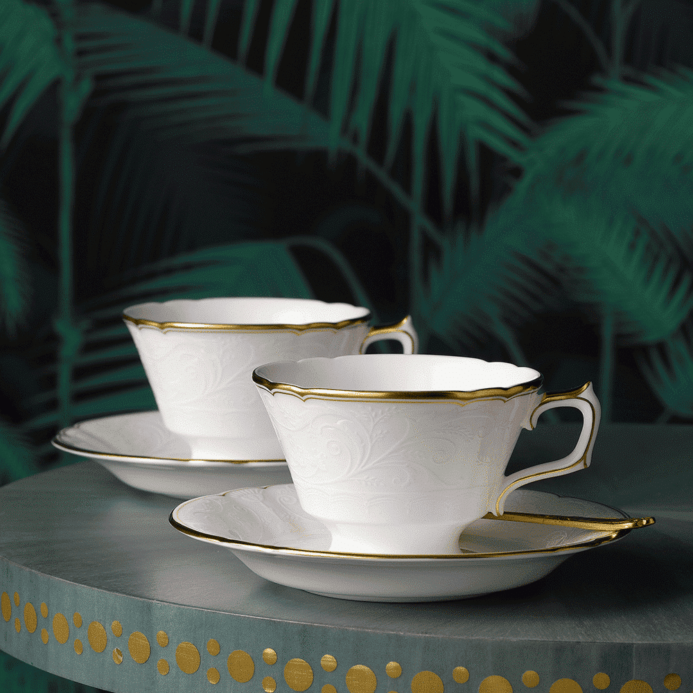 Royal Crown Derby Darley Abbey Pure Gold Teacup (220ml) – alternate official product image