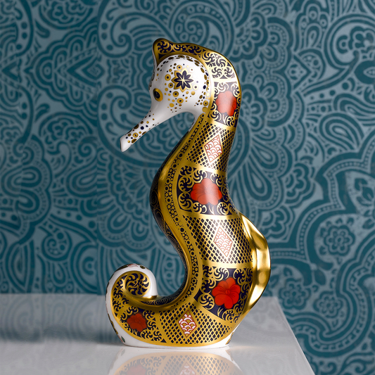 Royal Crown Derby Old Imari Solid Gold Band Seahorse – official product image