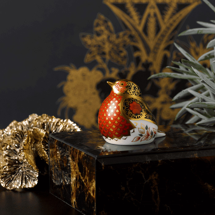 Royal Crown Derby Old Imari Solid Gold Band Robin – official product image