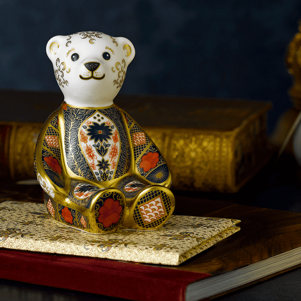 Royal Crown Derby Old Imari Solid Gold Band Bear – official product image