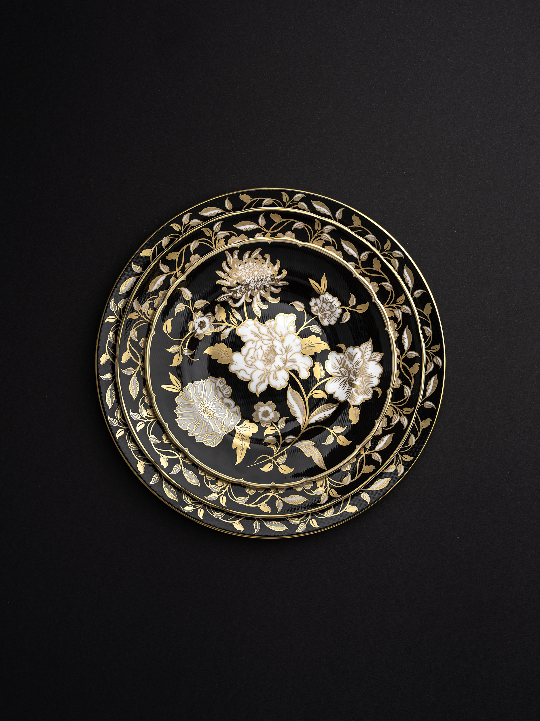 Royal Crown Derby Primrose Salad Plate (21cm) – alternate official product image