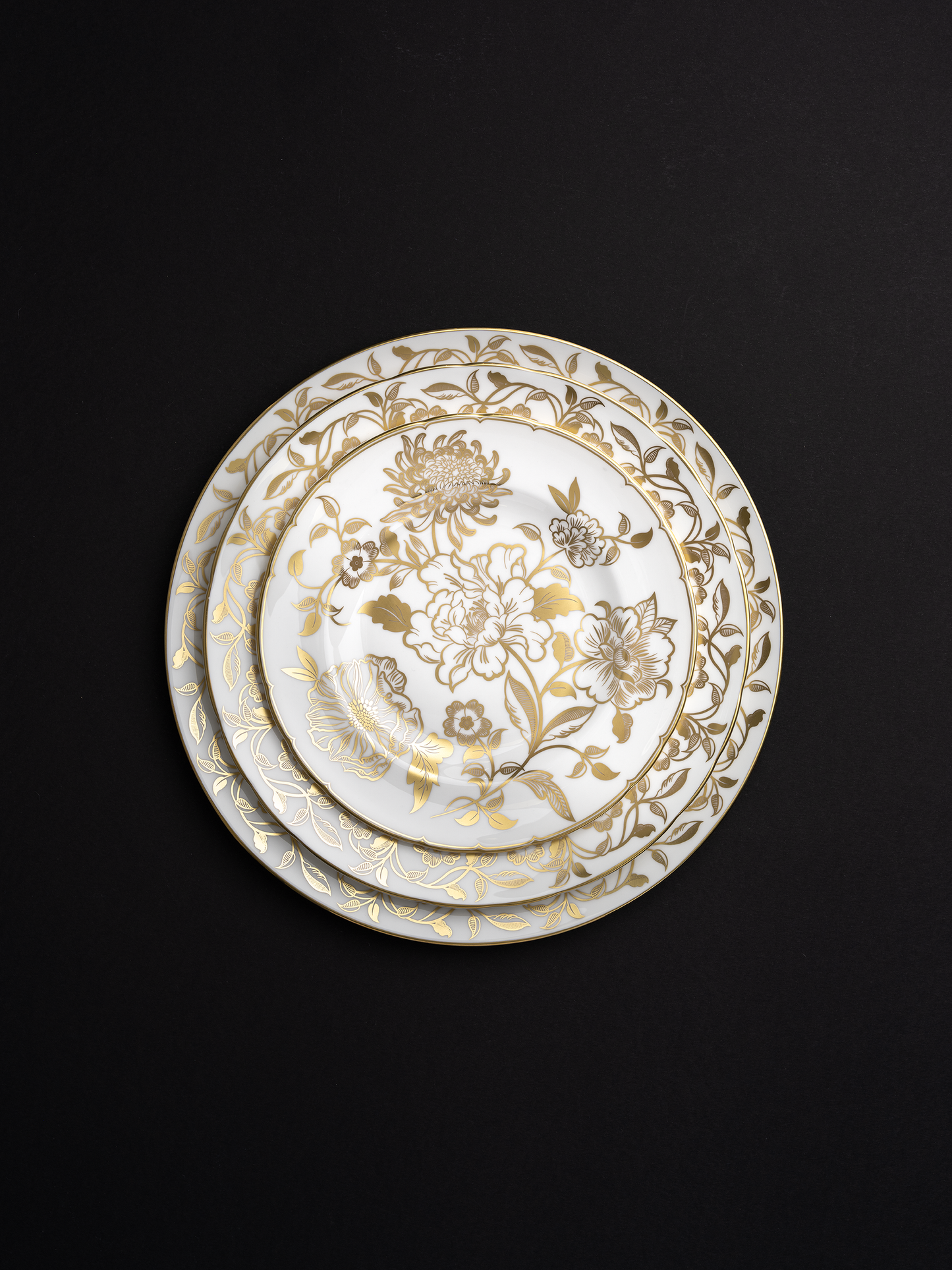 Royal Crown Derby Primrose Charger Plate (30cm) – alternate official product image