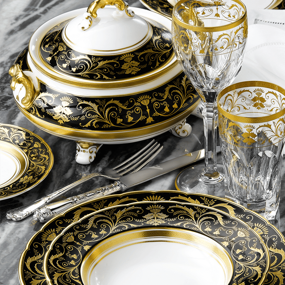 Royal Crown Derby Regency Black Covered Vegetable Dish (1700ml) – alternate official product image