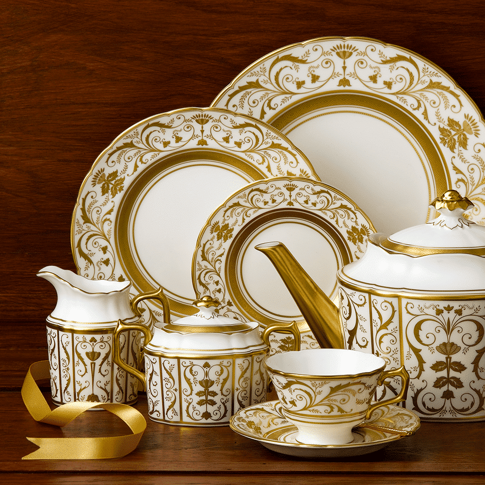 Royal Crown Derby Regency White Cream Jug (280ml) – alternate official product image