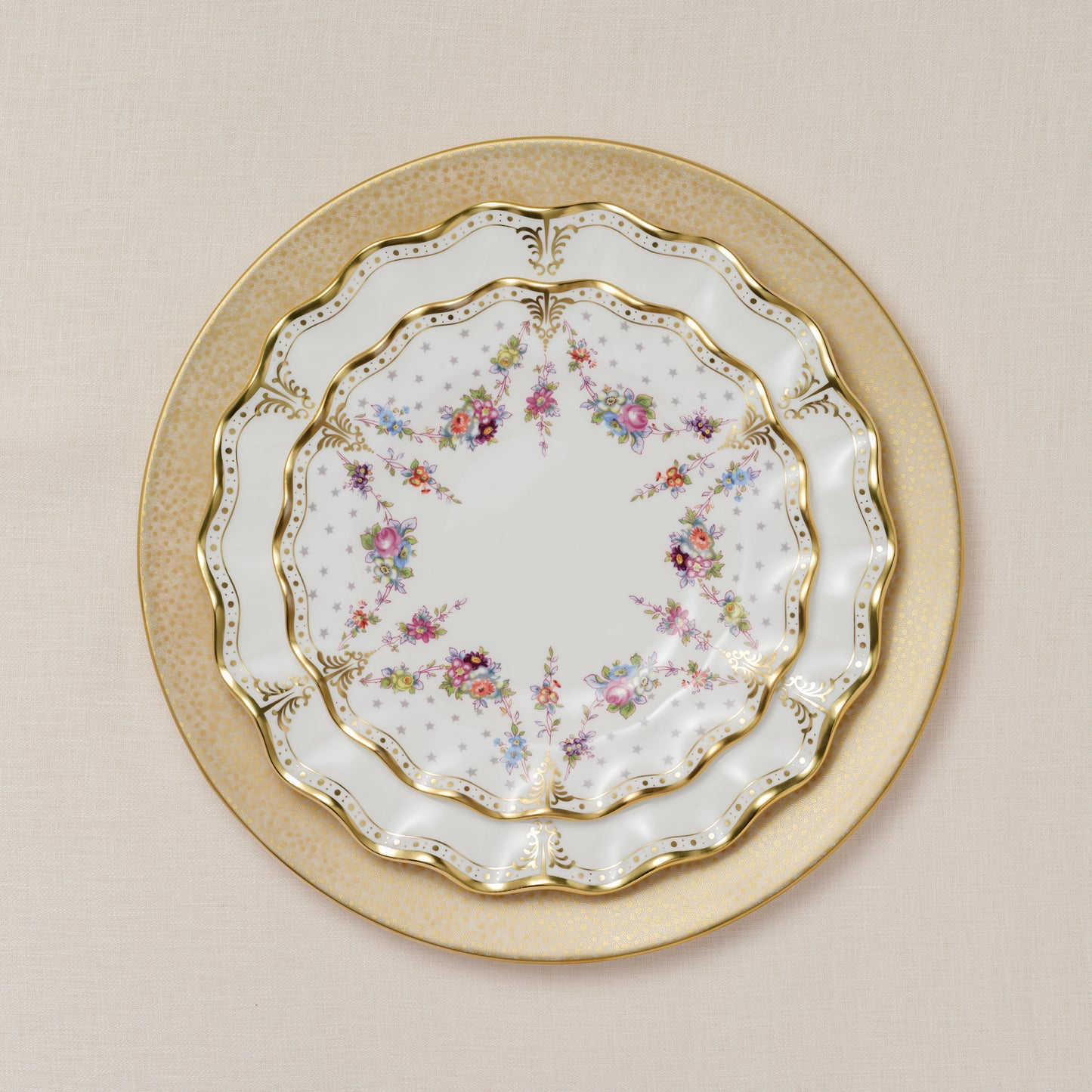 Royal Crown Derby Royal Antoinette Chop Dish (35cm) – alternate official product image