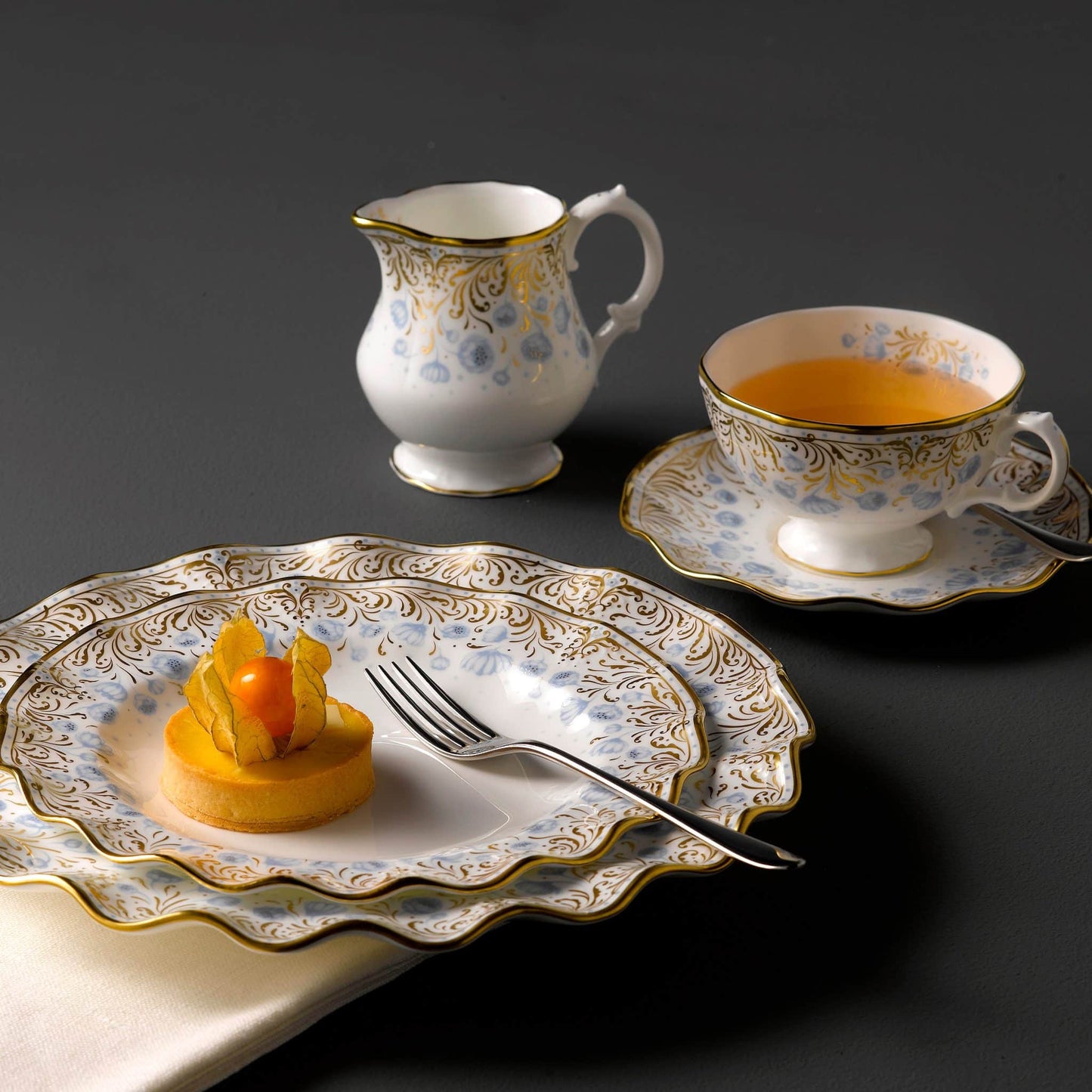 Royal Crown Derby Royal Peony Blue Rim Soup Bowl (21cm) – alternate official product image
