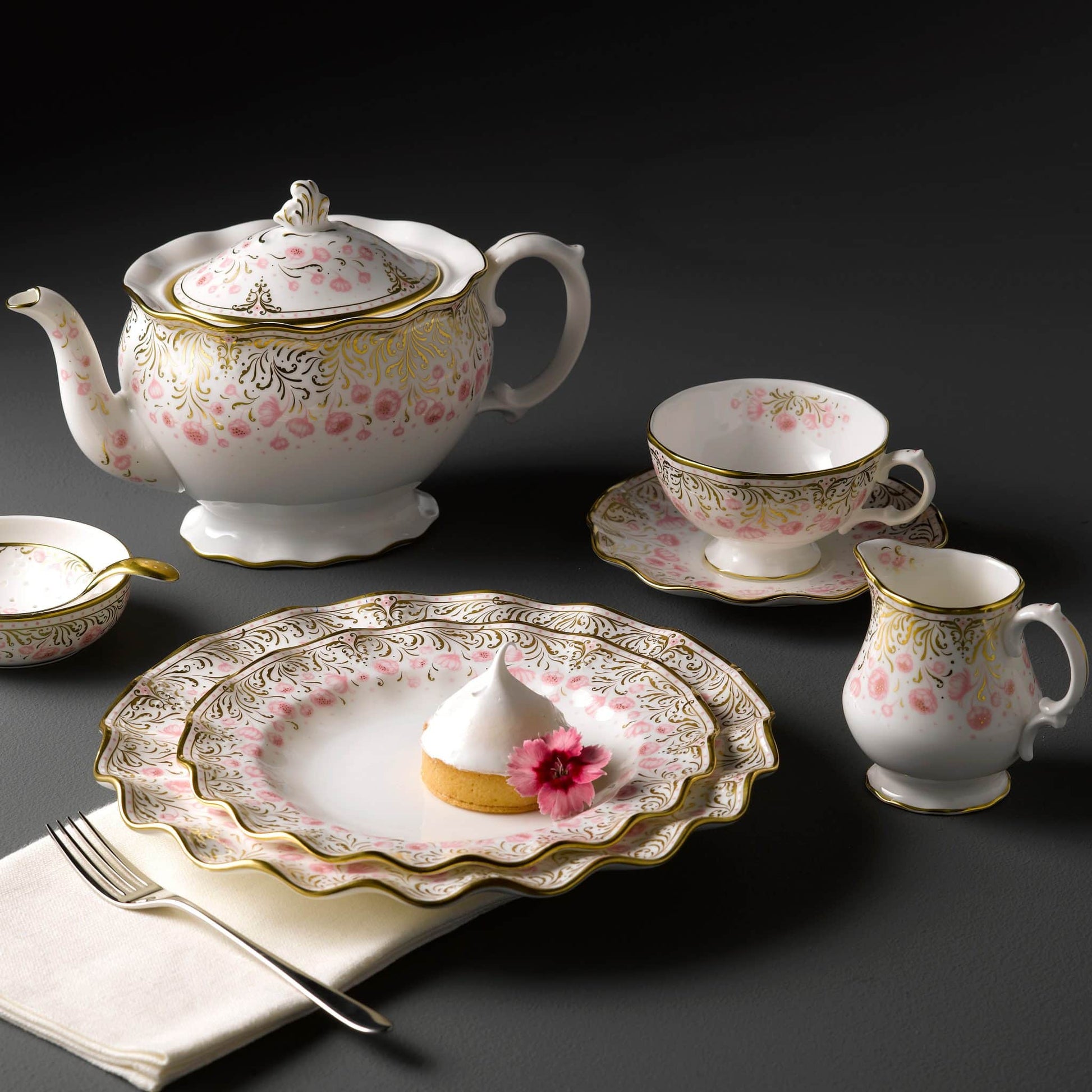 Royal Crown Derby Royal Peony Pink Teapot (1000ml) – alternate official product image