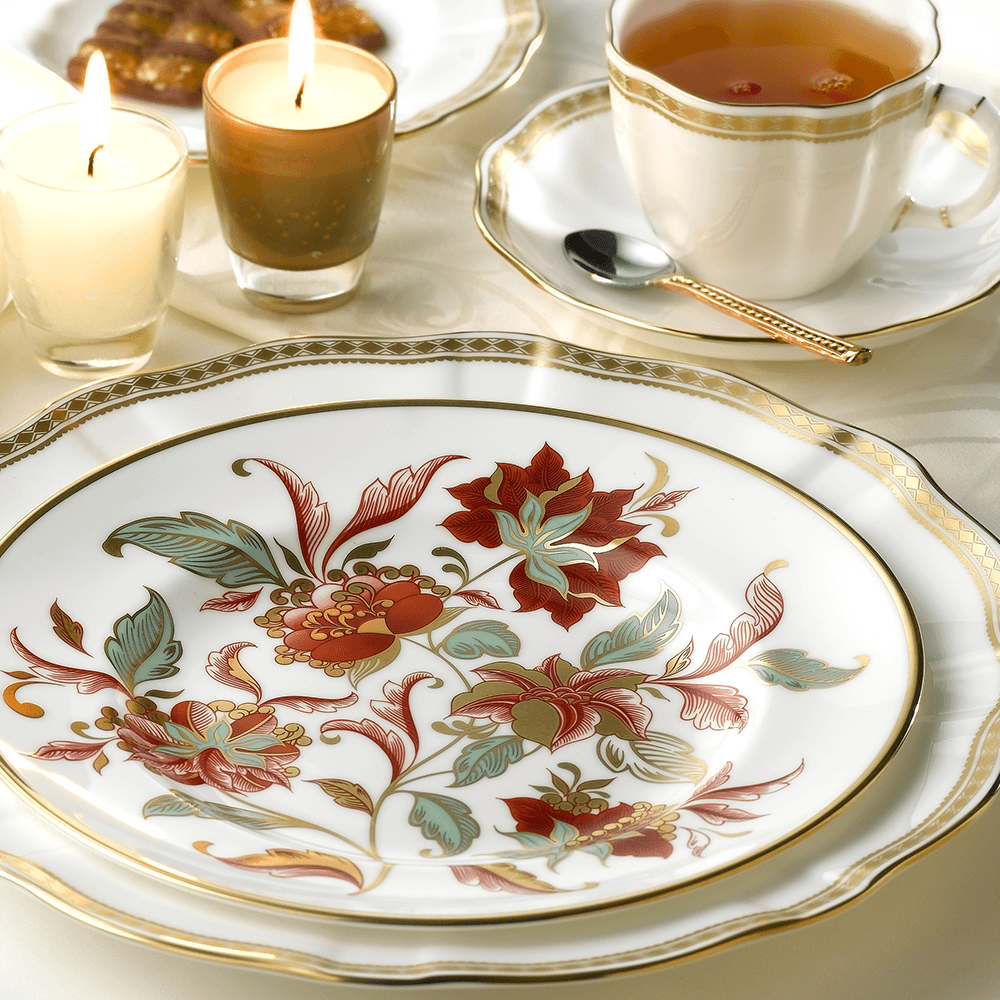 Royal Crown Derby Autumn Gold Accent Plate (21cm) – alternate official product image