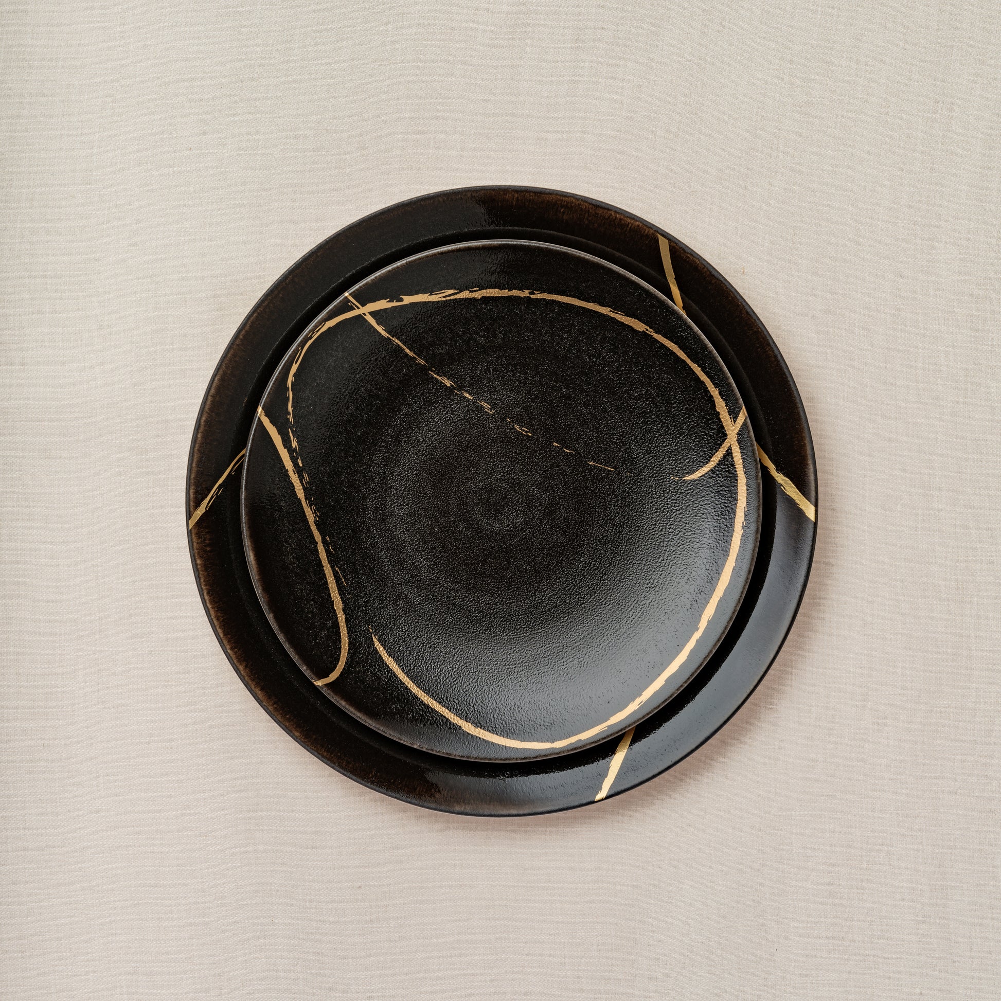 Royal Crown Derby Sketch Charcoal Bowl (14.5cm) – alternate official product image