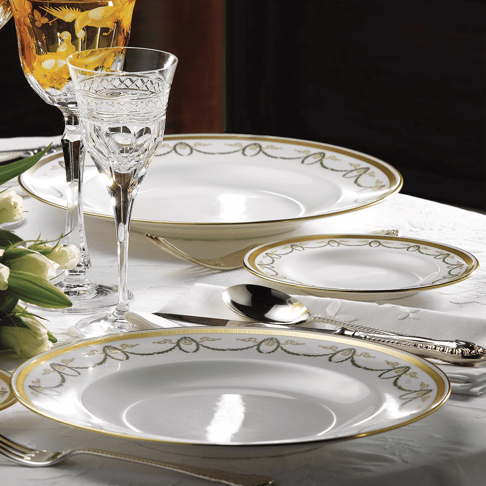 Royal Crown Derby Titanic Dinner Plate (27cm) – alternate official product image