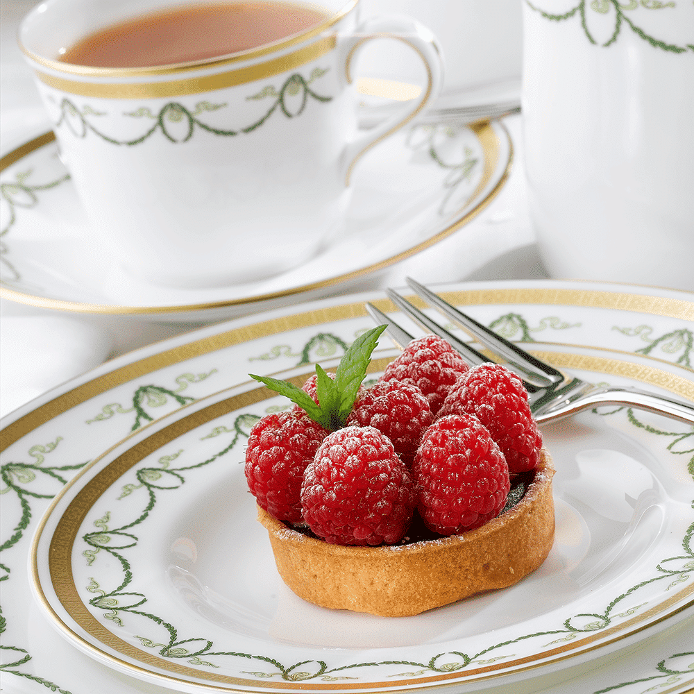 Royal Crown Derby Titanic Side Plate (16cm) – alternate official product image