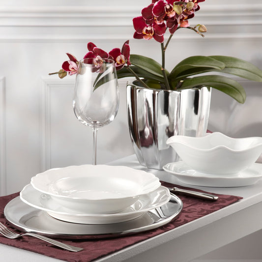 Hutschenreuther Maria Theresia White Rim Plate 23 cm Deep – alternate official product image